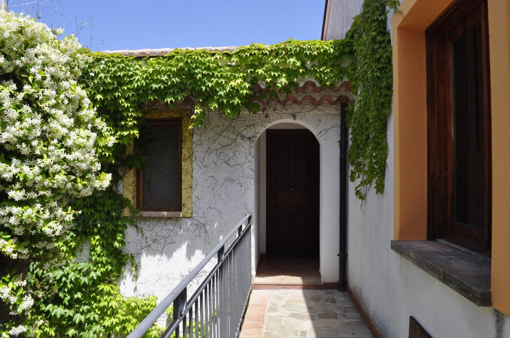 Borgo San Francesco Hotel Gioiosa Marea Exterior photo